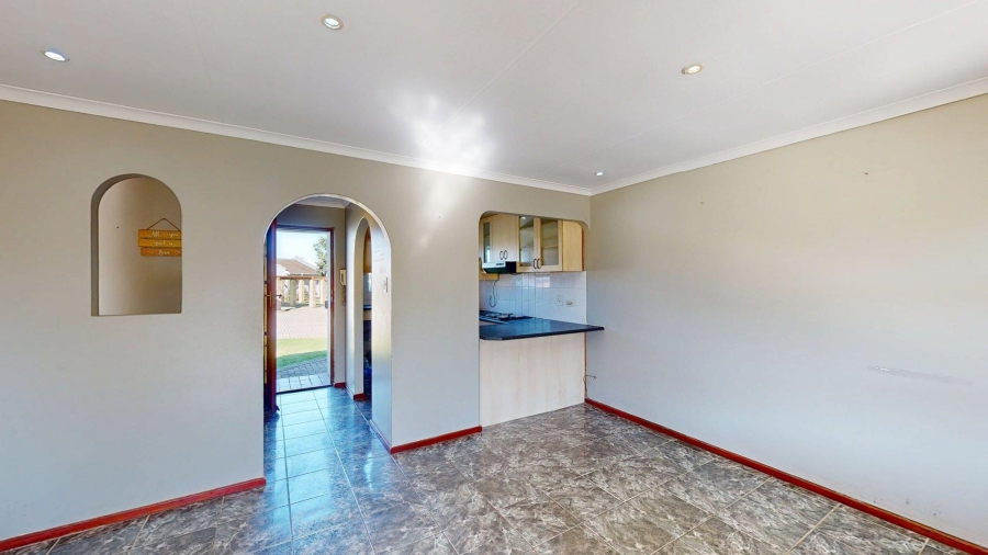 2 Bedroom Property for Sale in Kabega Park Eastern Cape